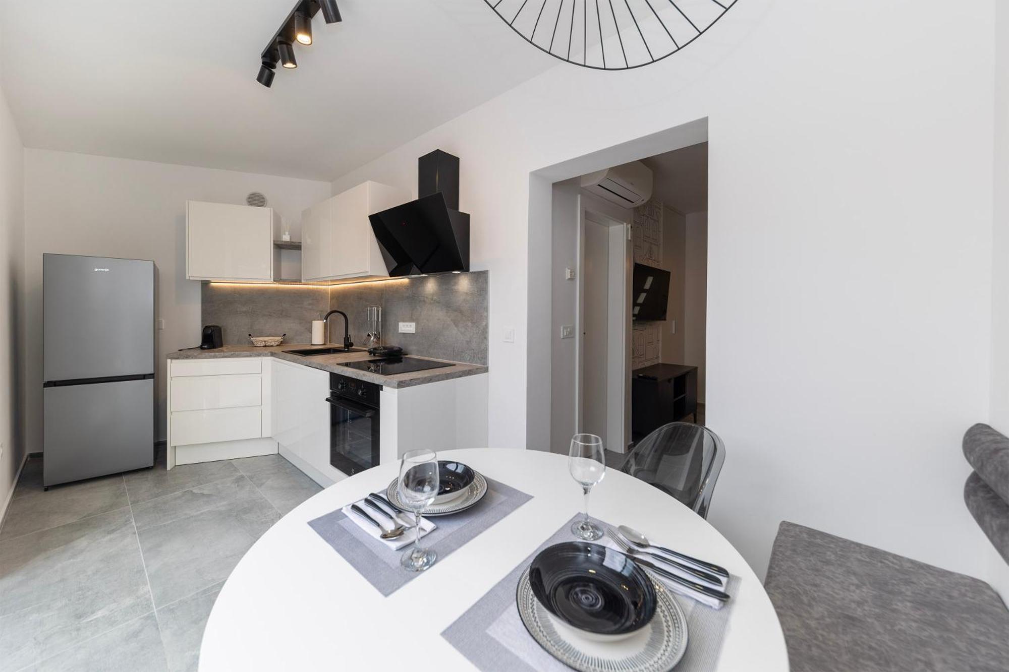 Find Your Haven In Morena Celeste Seaside Puntamika Apartments! Zadar Exteriör bild