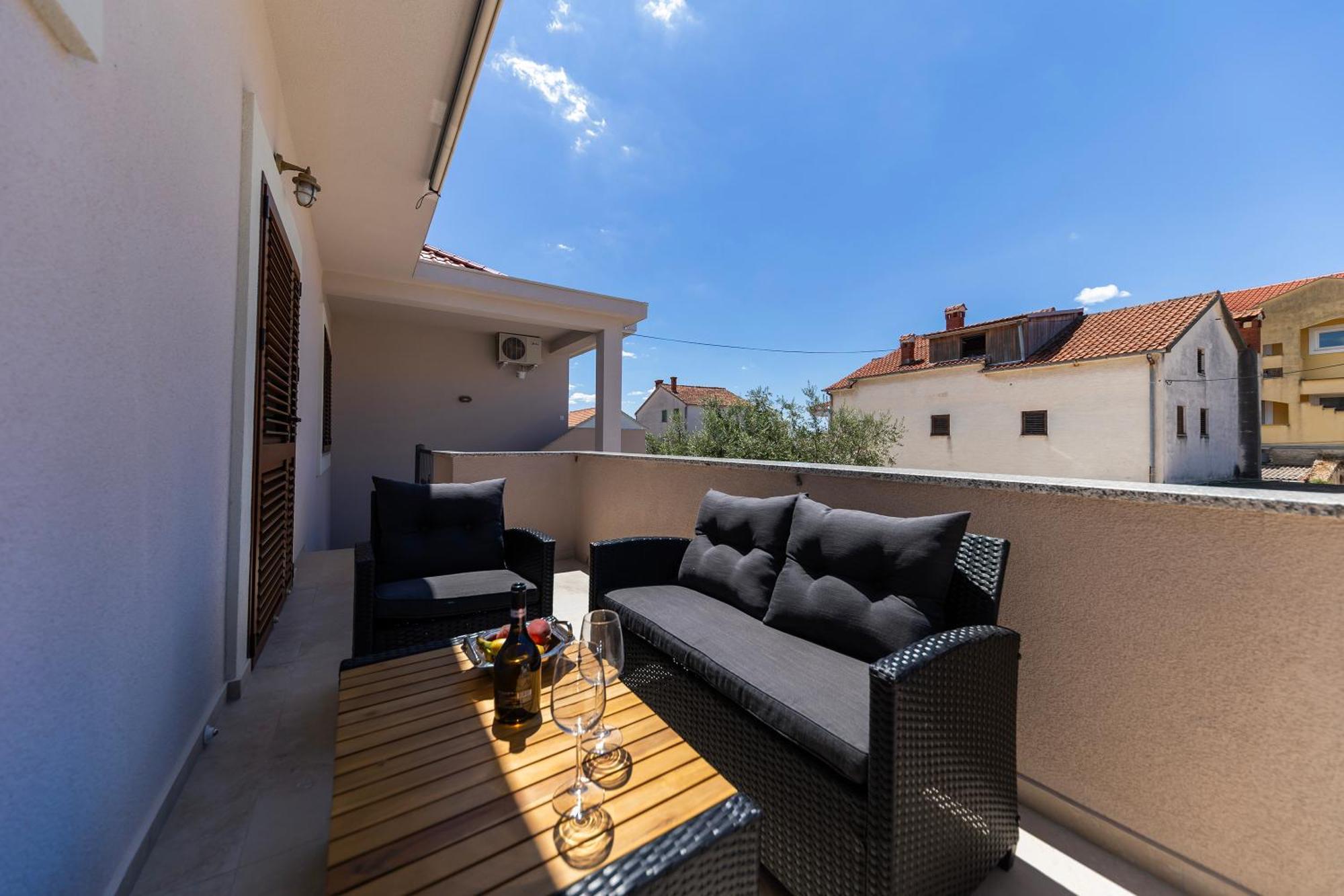 Find Your Haven In Morena Celeste Seaside Puntamika Apartments! Zadar Exteriör bild